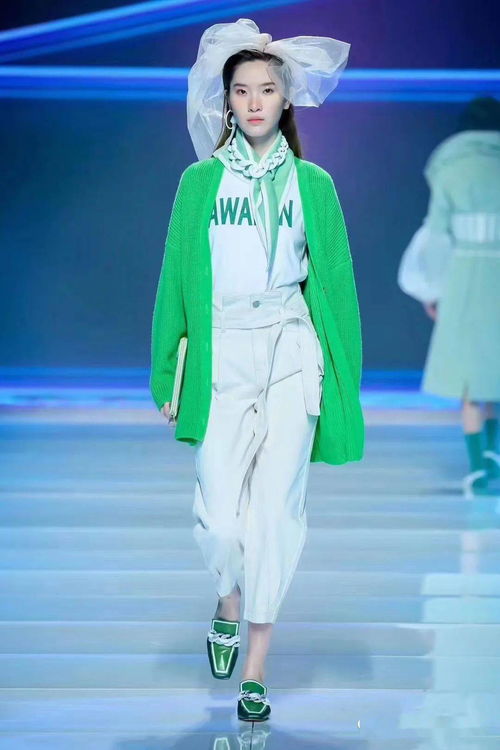 奢么女裝新店開業(yè) 你衣柜里，還差這樣一件衣服